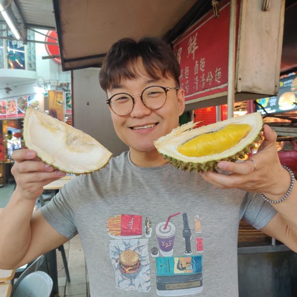 File:Talon SunBhie.jpg